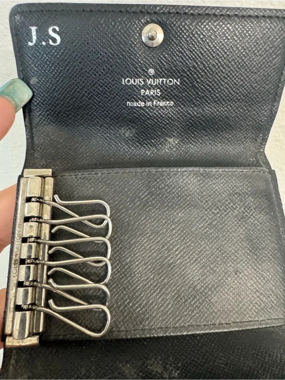 Louis Vuitton Damier graphite Key Holder